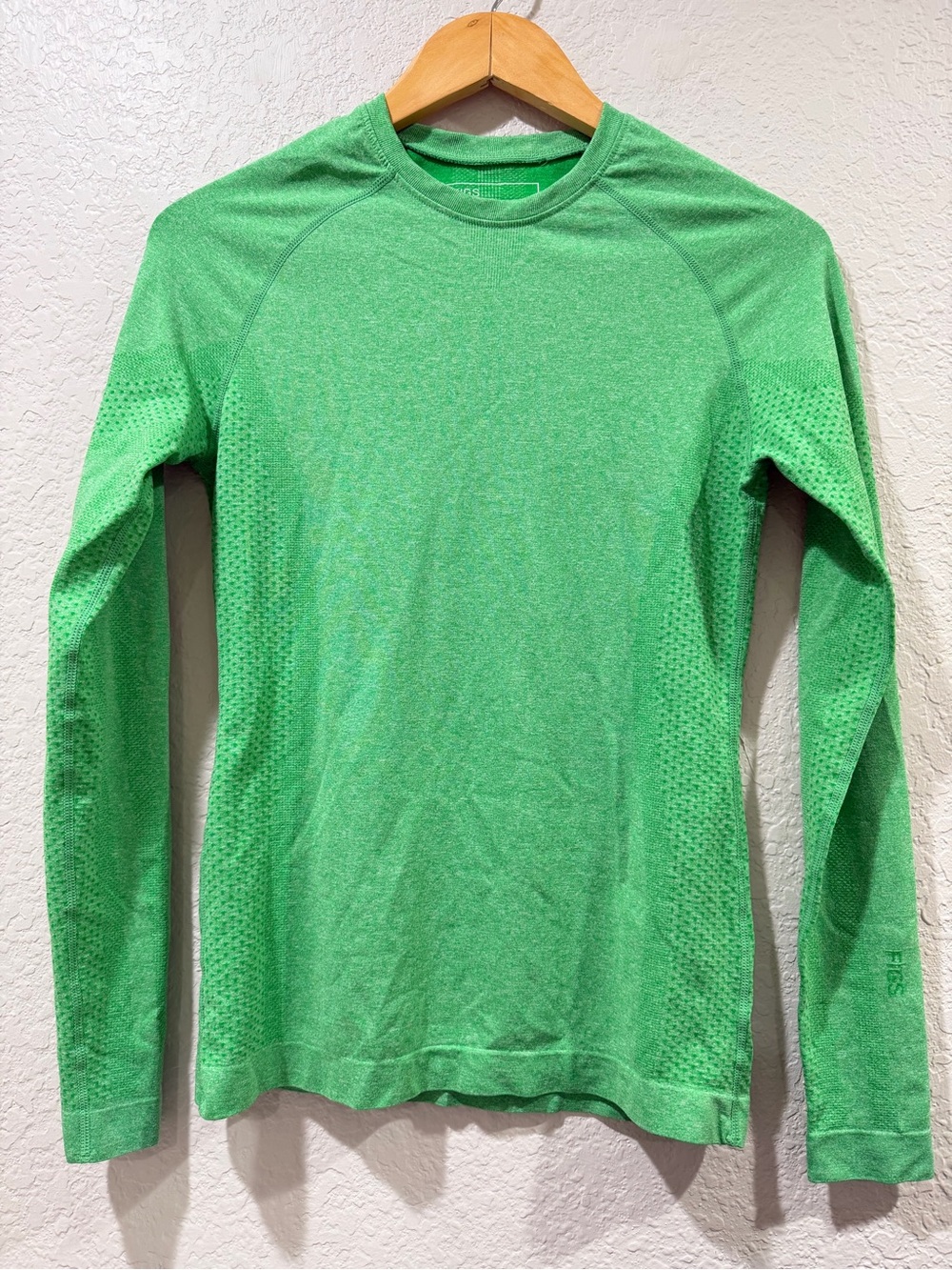 Figs Salta Seamless Long-Sleeve Underscrub Size Small